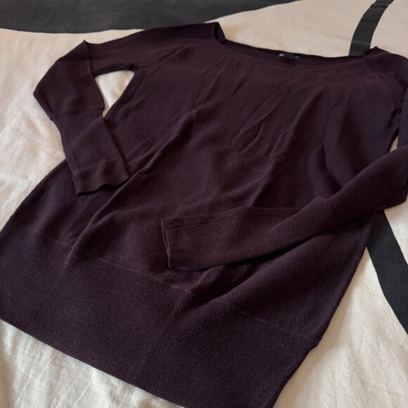 EUC Gap Deep Plum Long Sleeve Lightweight Sweater | Sz M - Picture 4 of 6